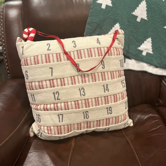 Christmas Advent Calendar Pillow - Picture 1 of 3